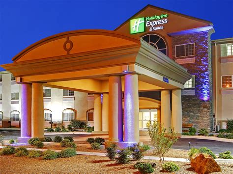 Top Pet Friendly Hotels in Carlsbad, NM